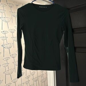 Abercrombie Dark Green Soft Matte Seamless Tuckable Long-Sleeve Tee